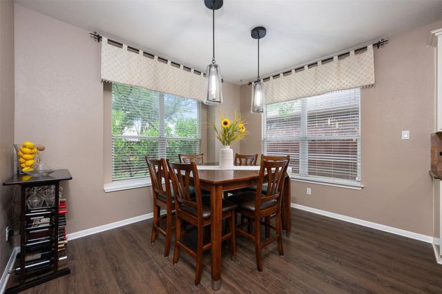 471 Crooked CRK, Buda, TX 78610