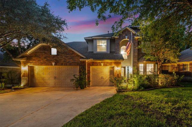 471 Crooked CRK, Buda, TX 78610