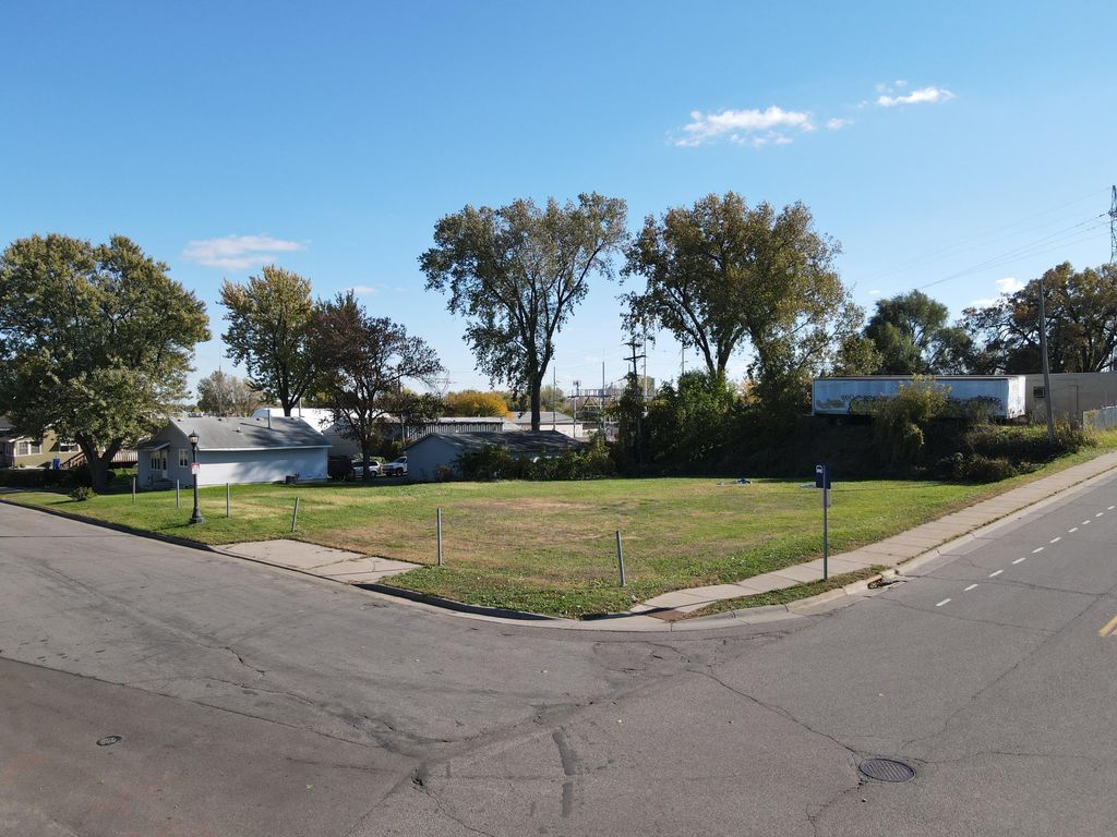 370 Atwater Street W, Saint Paul, MN 55117