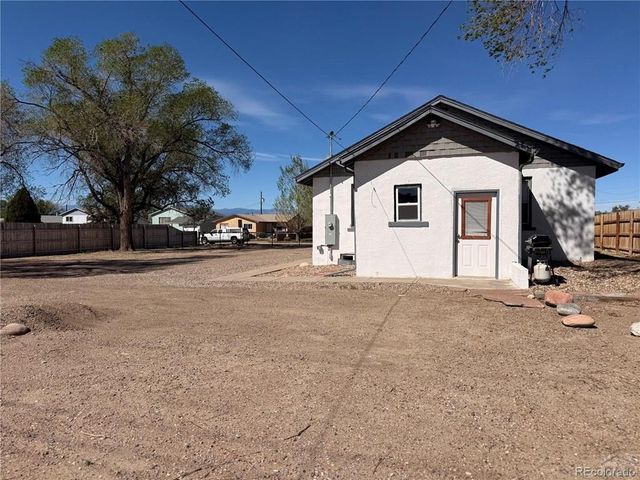 2330 Cheyenne Ave, Pueblo, CO 81003