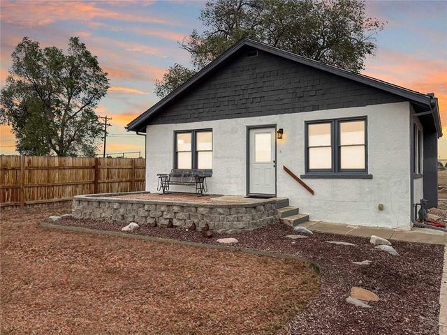 2330 Cheyenne Ave, Pueblo, CO 81003
