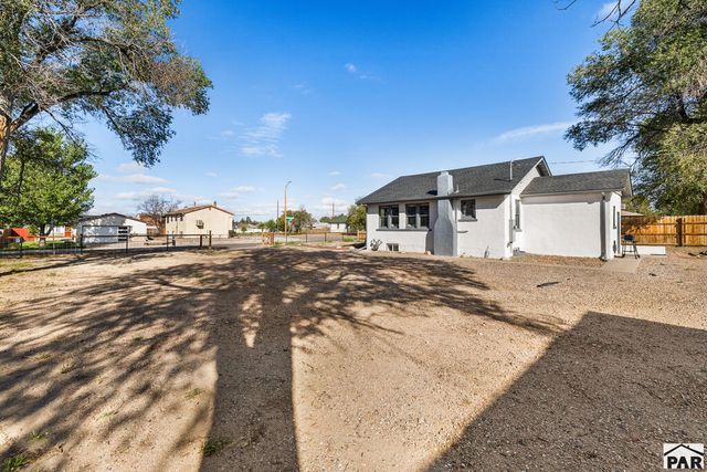 2330 Cheyenne Ave, Pueblo, CO 81003