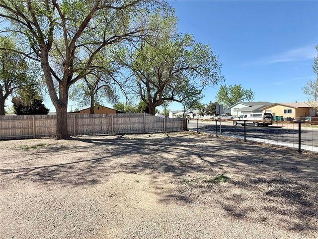 2330 Cheyenne Ave, Pueblo, CO 81003
