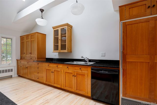 21 Hopp Ground Lane, Bedford, NY 10506