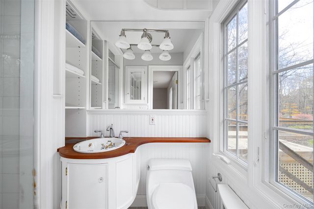 21 Hopp Ground Lane, Bedford, NY 10506