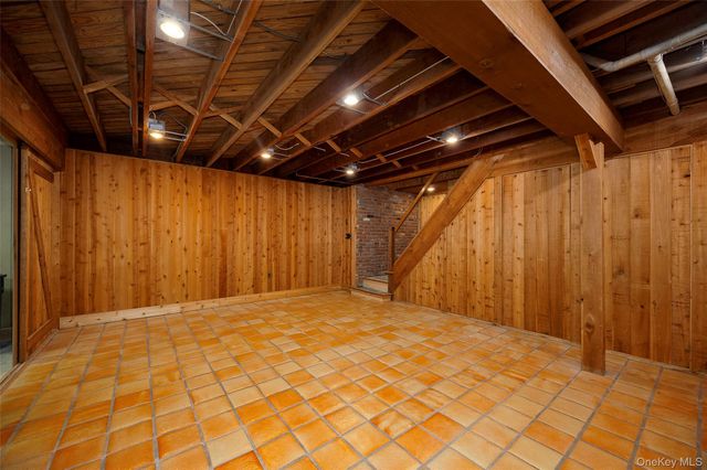 21 Hopp Ground Lane, Bedford, NY 10506