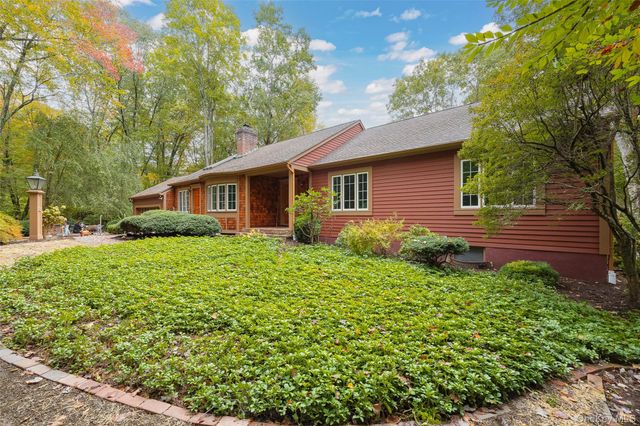 21 Hopp Ground Lane, Bedford, NY 10506