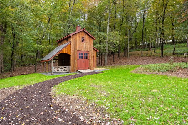 21 Hopp Ground Lane, Bedford, NY 10506