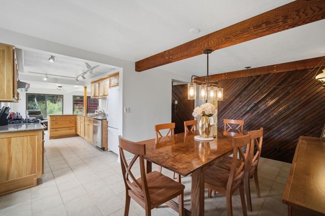 507 Shady Lane, North Barrington, IL 60010