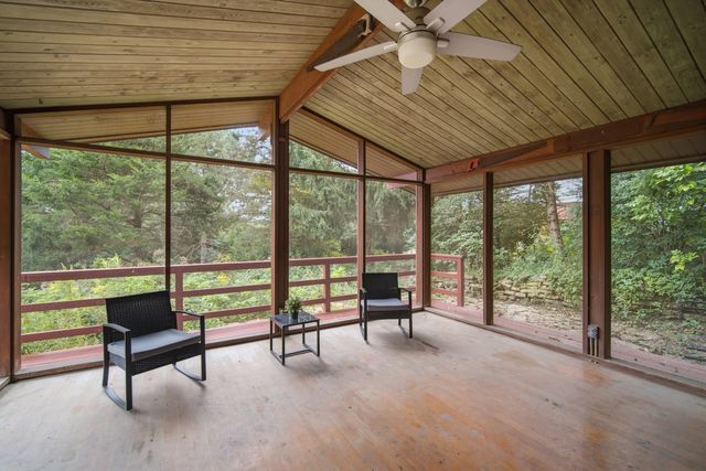 507 Shady Lane, North Barrington, IL 60010