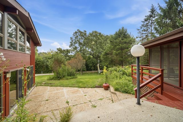 507 Shady Lane, North Barrington, IL 60010