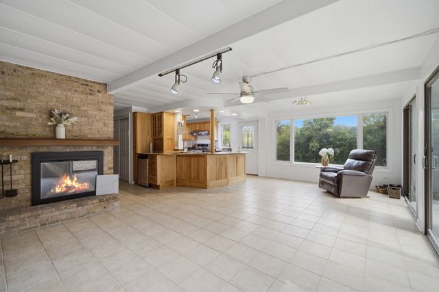 507 Shady Lane, North Barrington, IL 60010