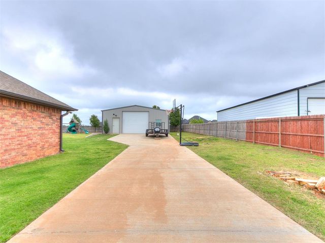 4745 Ranchero Drive, Edmond, OK 73025