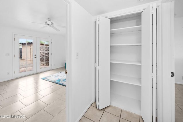 1812 N Arcadia Avenue, Tucson, AZ 85712