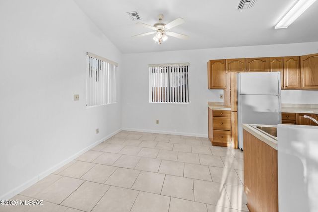 1812 N Arcadia Avenue, Tucson, AZ 85712