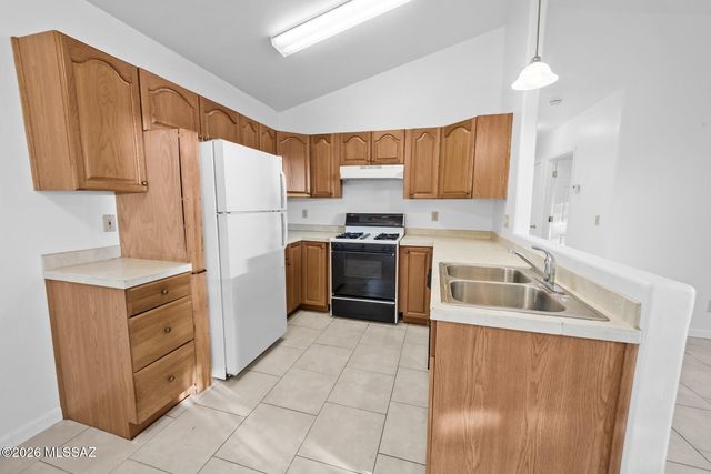 1812 N Arcadia Avenue, Tucson, AZ 85712