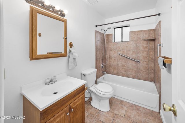 1812 N Arcadia Avenue, Tucson, AZ 85712