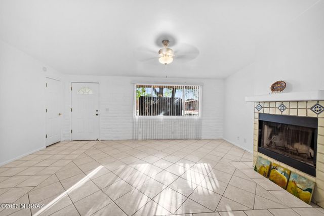 1812 N Arcadia Avenue, Tucson, AZ 85712
