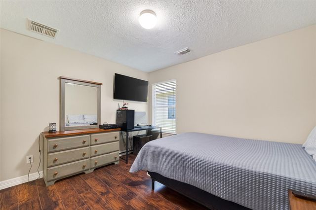 9507 Almond Glen Court, Houston, TX 77044