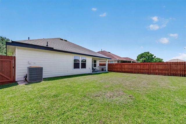 9507 Almond Glen Court, Houston, TX 77044