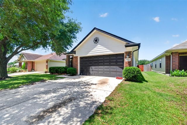9507 Almond Glen Court, Houston, TX 77044