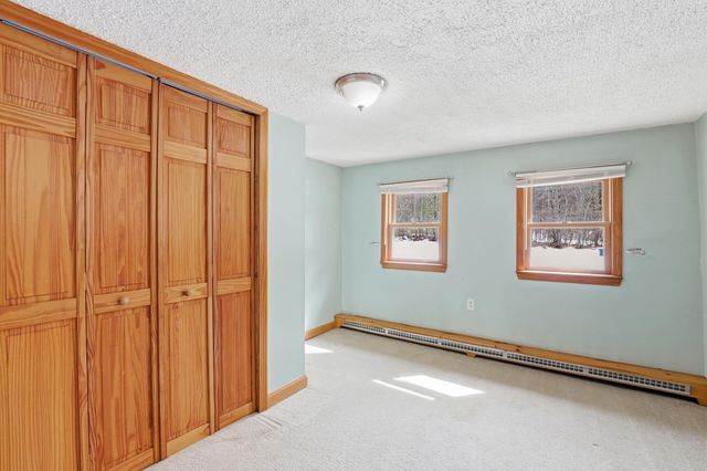 535 Old Greenfield Road, Peterborough, NH 03458