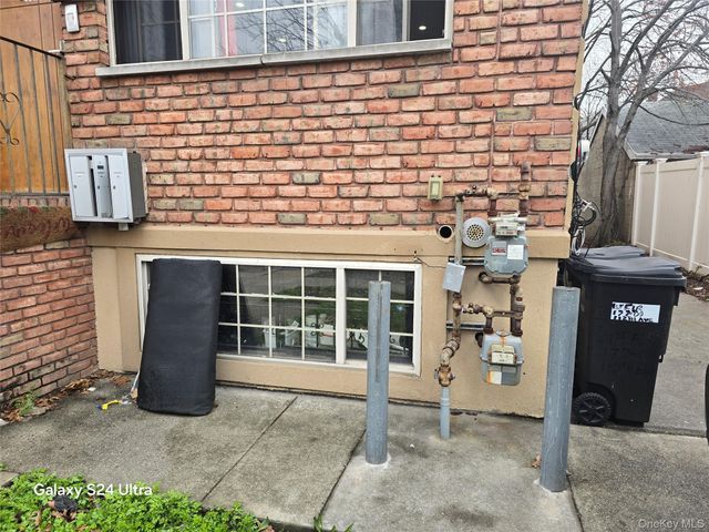 17709 112th Avenue, Addisleigh Park, NY 11433