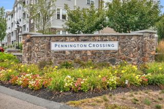 2404 Pennington Dr 2404, Walpole, MA 02081