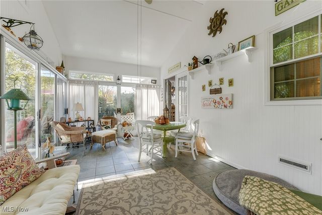 6821 Chadbourne Drive, North Olmsted, OH 44070