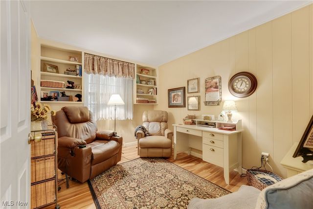 6821 Chadbourne Drive, North Olmsted, OH 44070