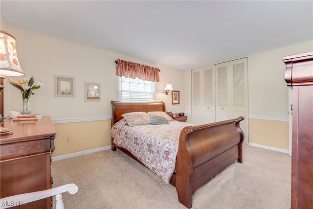 6821 Chadbourne Drive, North Olmsted, OH 44070