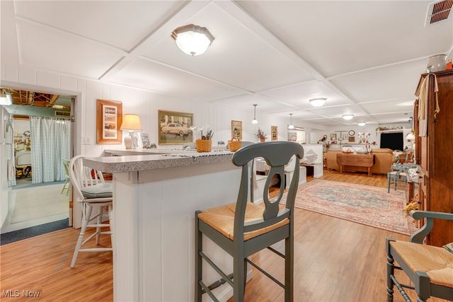 6821 Chadbourne Drive, North Olmsted, OH 44070