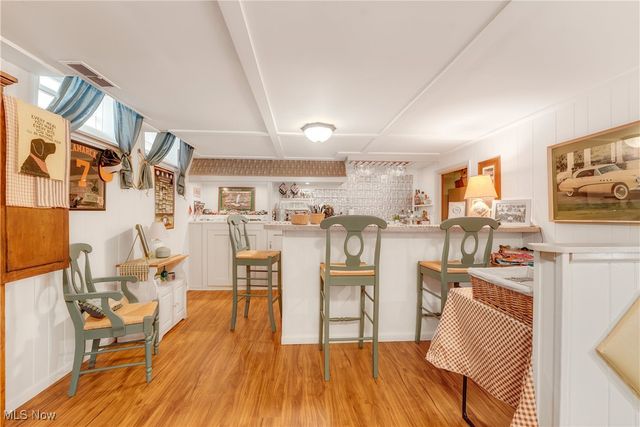 6821 Chadbourne Drive, North Olmsted, OH 44070