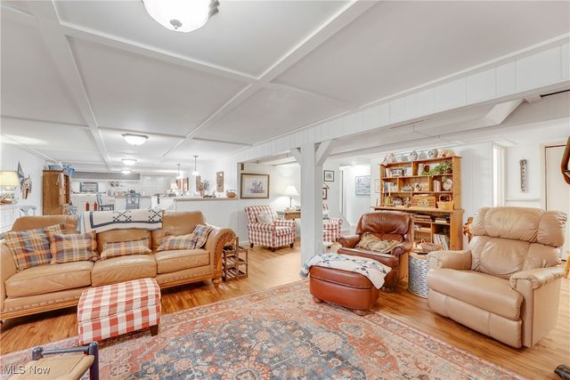 6821 Chadbourne Drive, North Olmsted, OH 44070