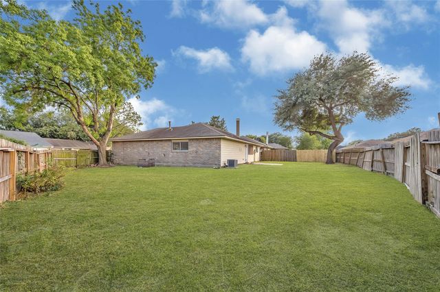 13102 Chipman Glen Drive, Houston, TX 77082