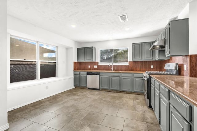 13102 Chipman Glen Drive, Houston, TX 77082