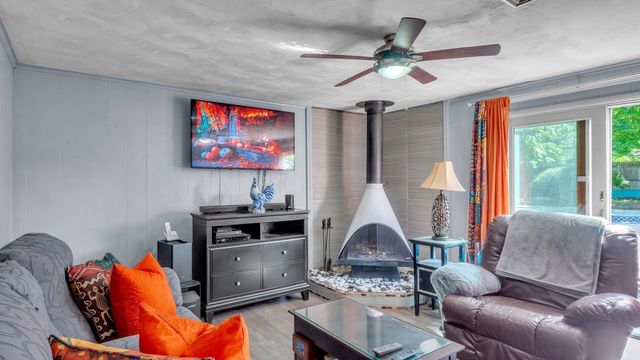 11 Rodwell St, Brockton, MA 02302
