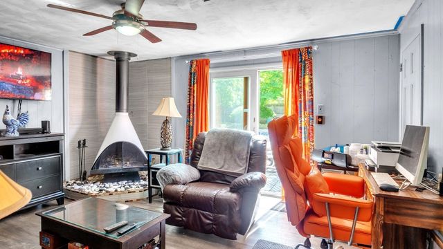 11 Rodwell St, Brockton, MA 02302