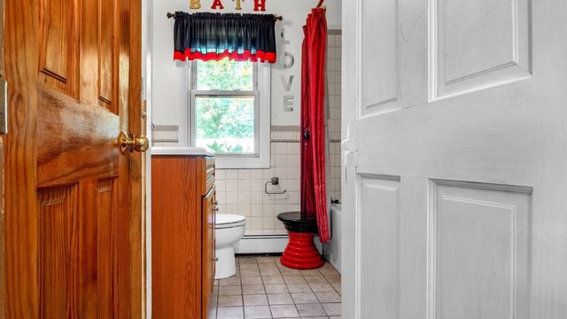 11 Rodwell St, Brockton, MA 02302