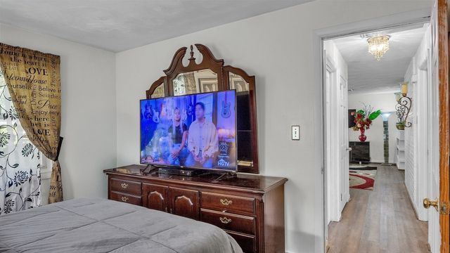 11 Rodwell St, Brockton, MA 02302