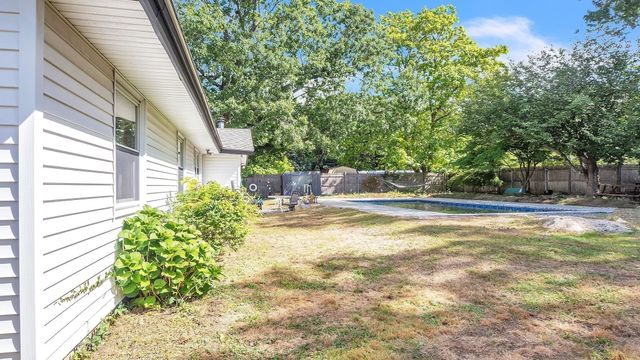 11 Rodwell St, Brockton, MA 02302