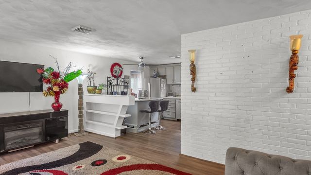 11 Rodwell St, Brockton, MA 02302