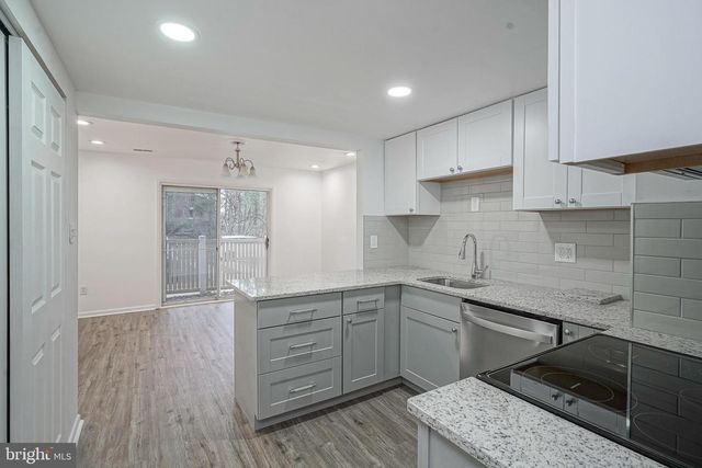 1155 GOLDEN POND CT, Voorhees, NJ 08043