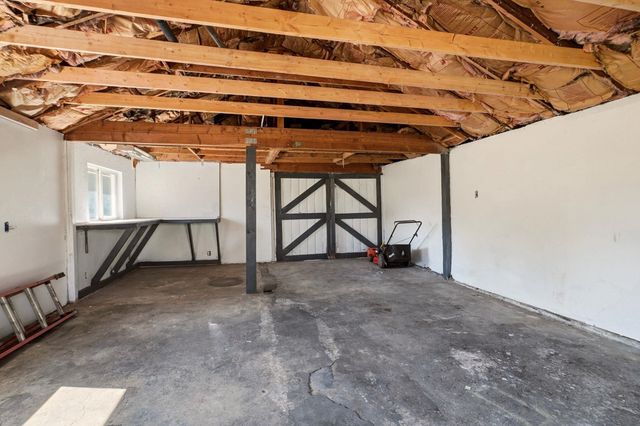 2211 W Gardner Ave, Spokane, WA 99201