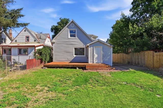 2211 W Gardner Ave, Spokane, WA 99201
