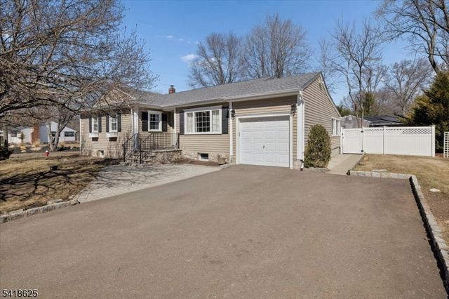 629 Pulis Ave, Mahwah Twp., NJ 07430