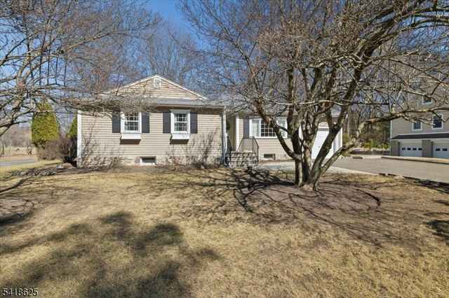 629 Pulis Ave, Mahwah Twp., NJ 07430