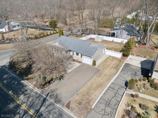 629 Pulis Ave, Mahwah Twp., NJ 07430