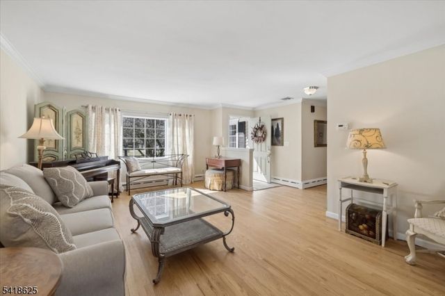 629 Pulis Ave, Mahwah Twp., NJ 07430