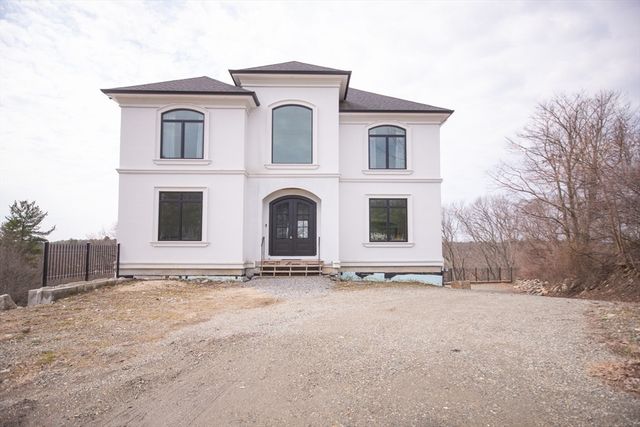 12 Gianna Drive, Saugus, MA 01906